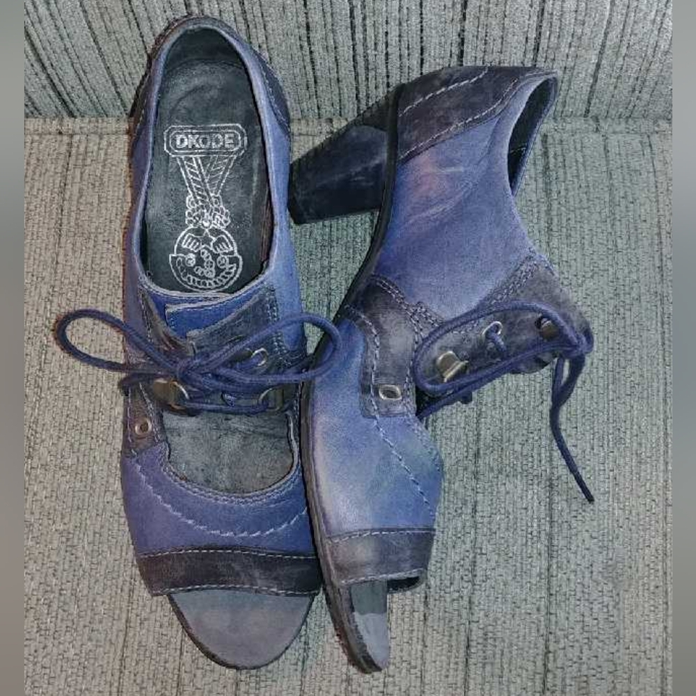 Dkode peeptoe lace-up leather shoes